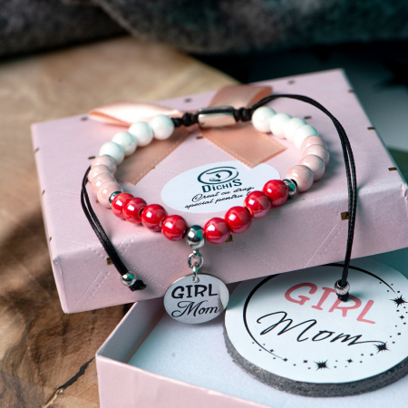 Bratari cu Initiale - bratara-pentru-mama-de-fetita-girl-mom-personalizata-cu-nume-din-margele-de-portelan