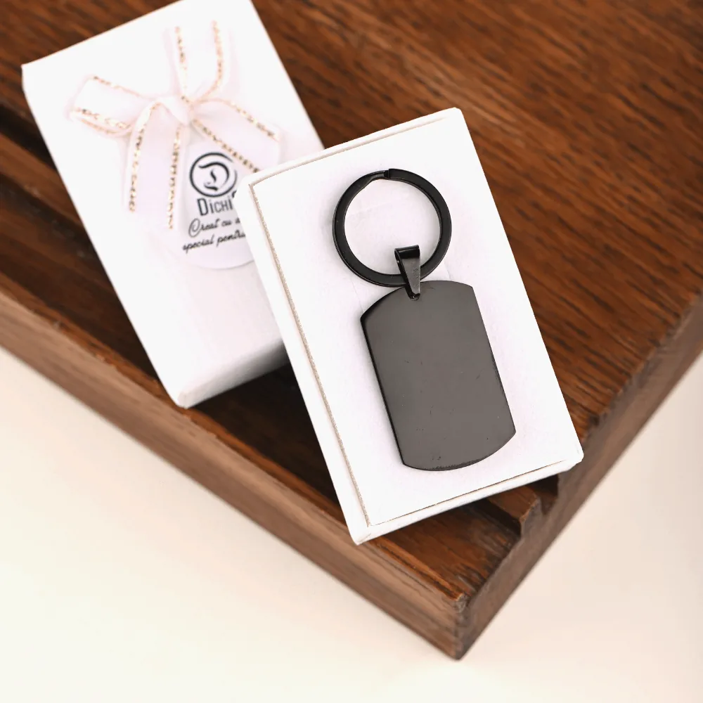 Breloc Personalizat Crom Negru – Gravat cu Numele sau Mesajul Tău