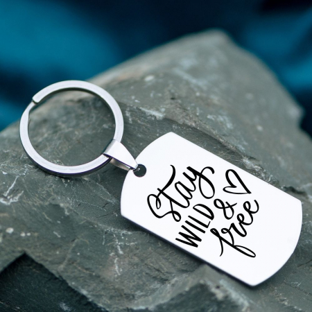 Brelocuri - Breloc-Inox-cu-Mesaj-Motivational-stay-wild-and-free