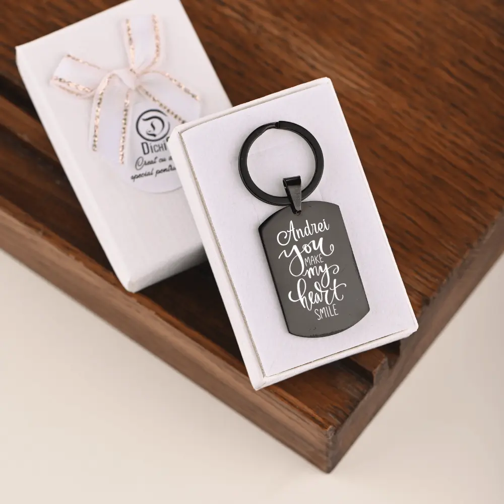 Breloc-Personalizat-cu-Nume-You-Make-My-Heart-Smile-Negru [3]