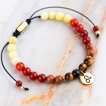 set-cadou-pentru-zodia-leu-bratara-din-pietre-semipretioase-si-lumanare-parfumata [1]