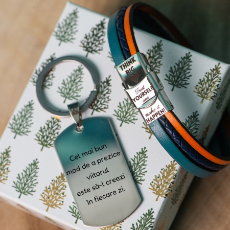set-cadou-secret-santa-pentru-barbati-bratara-si-breloc-personalizat-motivational [1]
