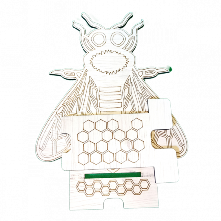 suport-pentru-smartphone-din-placaj-in-forma-de-insecta [2]