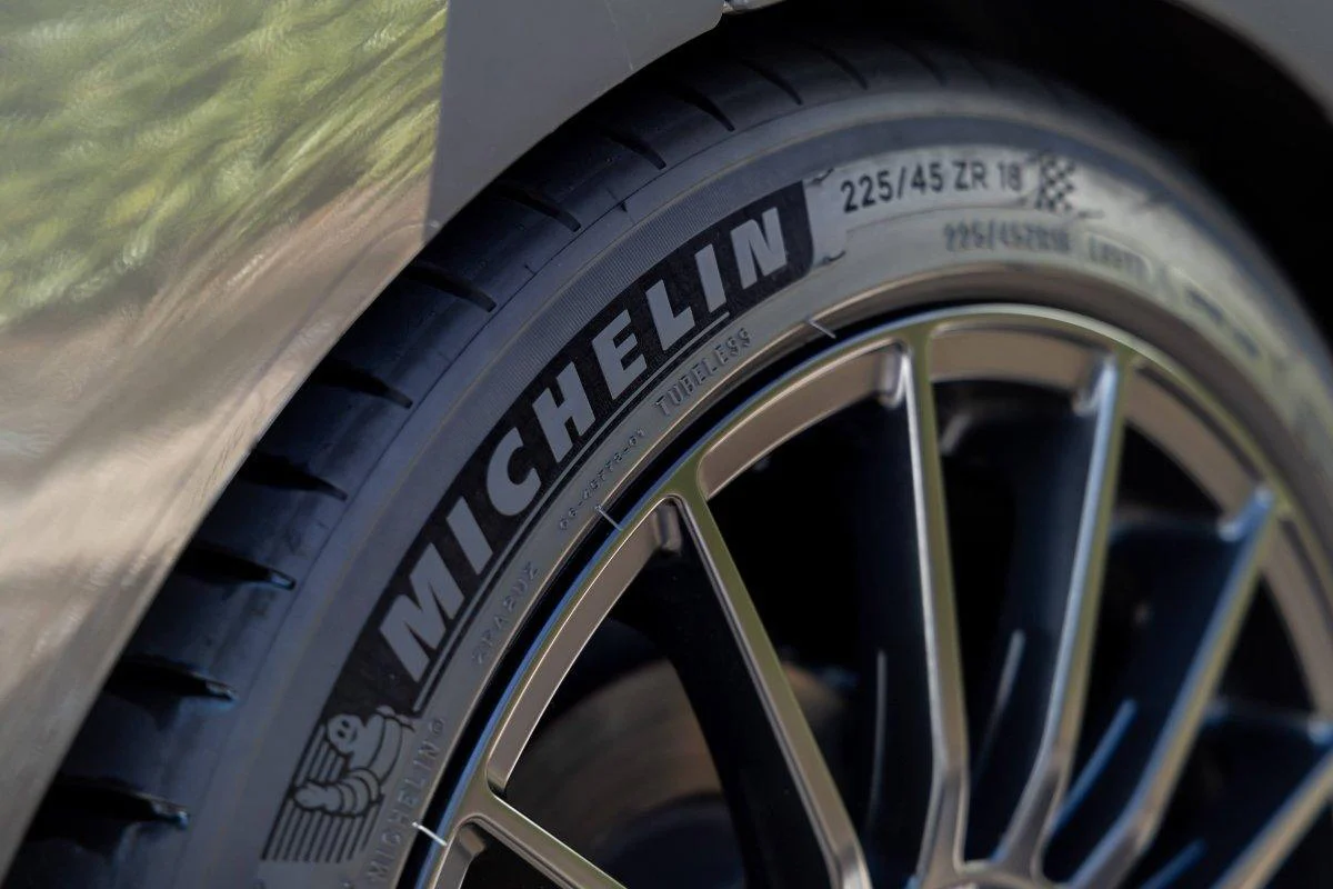 Auto Finesse - Tread Rubber & Tyre Cleaner [7]