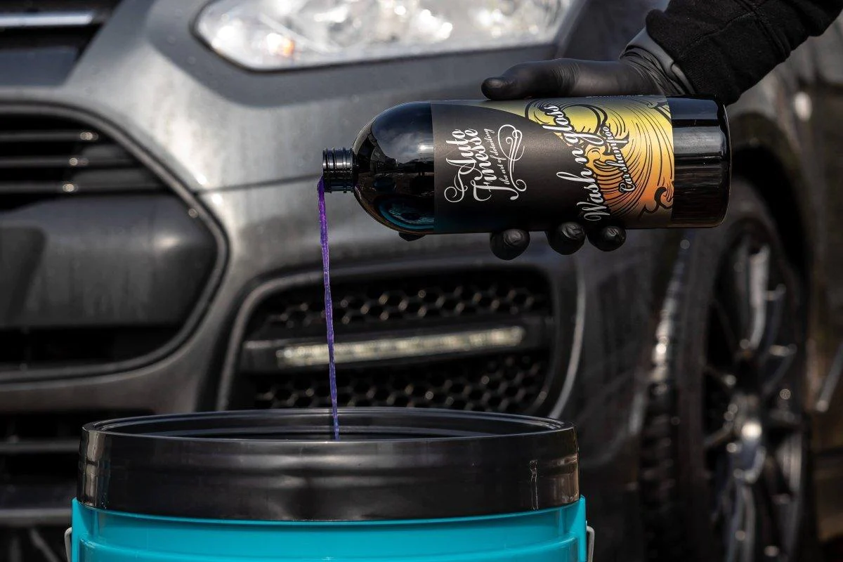 Auto Finesse - Wash 'n' Gloss Ceramic Shampoo [2]