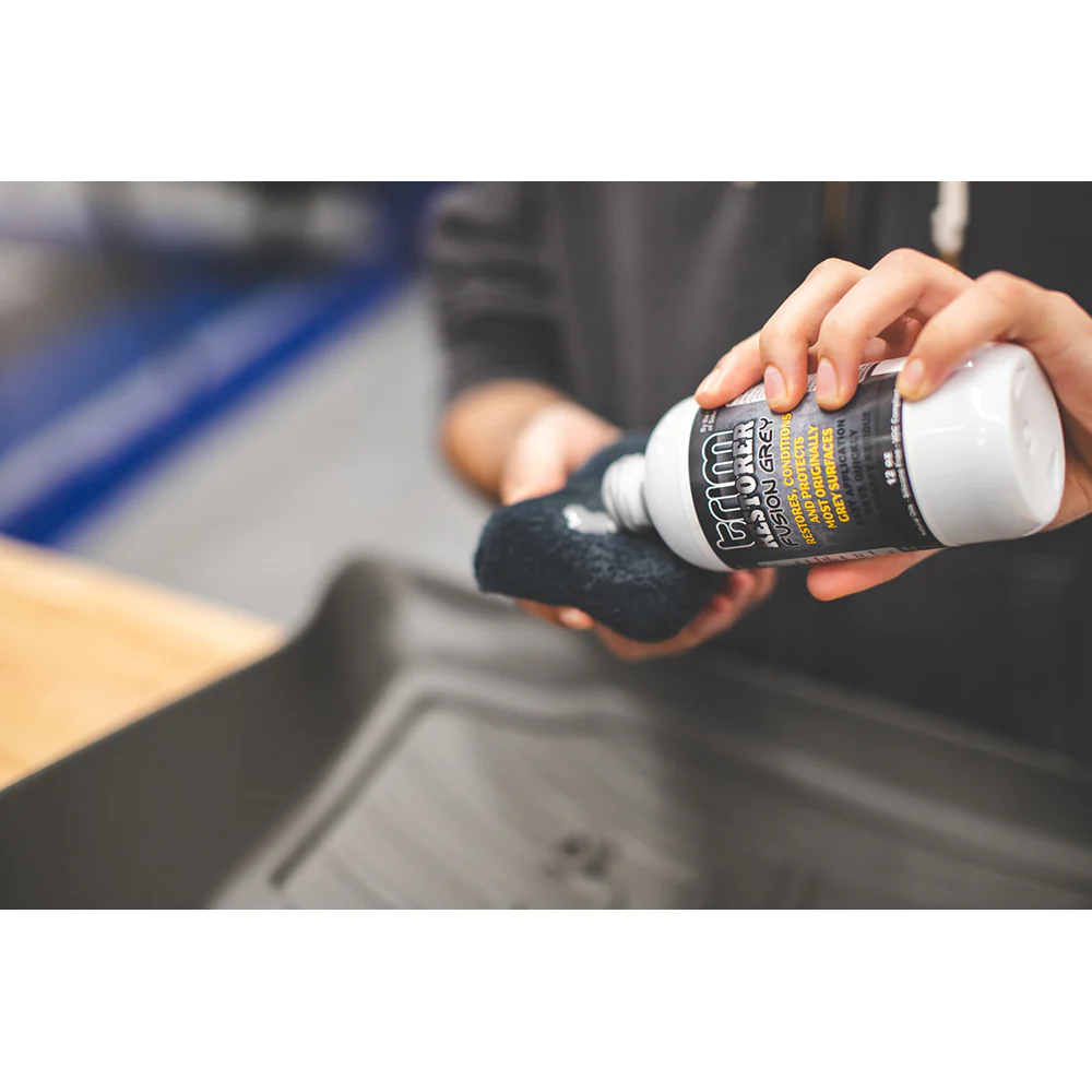 Solution Finish Fusion Grey Trim Restorer [2]