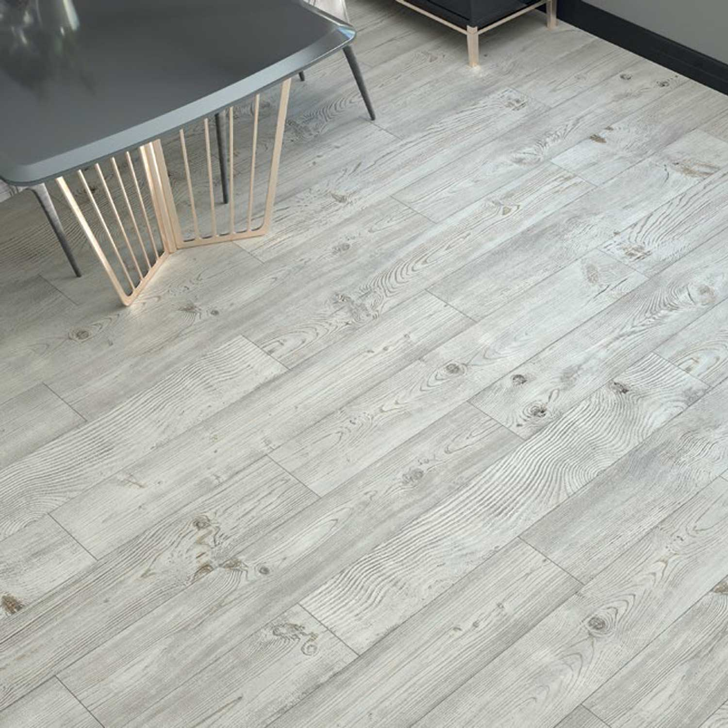 Parchet - Parchet laminat AR LARGE RAVELLO 8MM AC4, 2.3763 mp / cutie, gri - ExpoMob