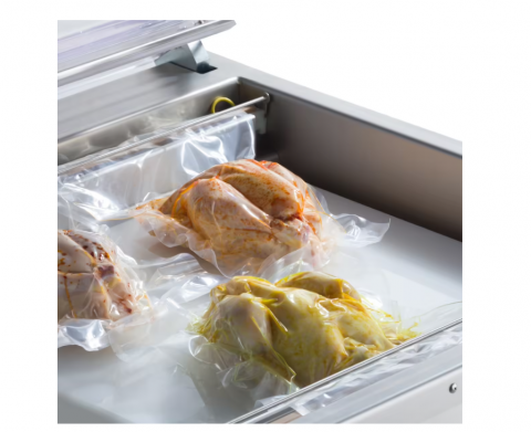 Aparat de ambalat in vid cu camera 72x61x22 cm [13]