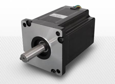 COMPONENTE INDUSTRIALE - Motor pas cu pas Nema17 42.3x42.3mm 0.4Nm 1.5A 5mm ax frezat paralel