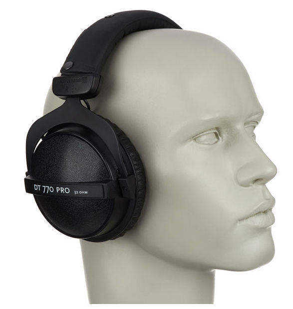 Beyerdynamic DT 770 Pro 32 Ohm [7]