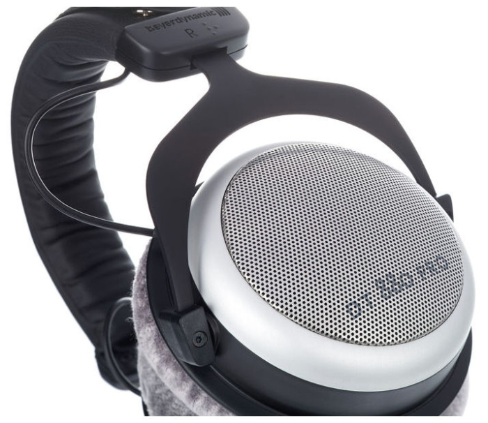 Beyerdynamic DT 880 Pro [9]