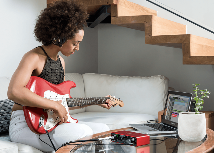 Focusrite Scarlett 2i2 3rd Gen [11]