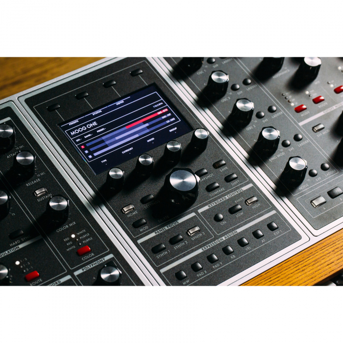 Moog The One Polyphonic Synthesizer 16-Voice [3]