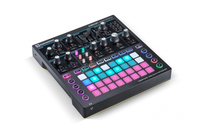Novation Circuit Mono Station [4]
