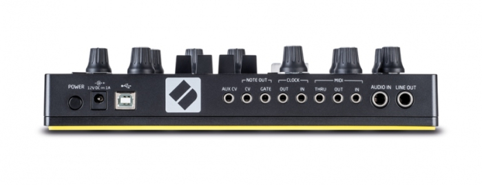 Novation Circuit Mono Station [5]