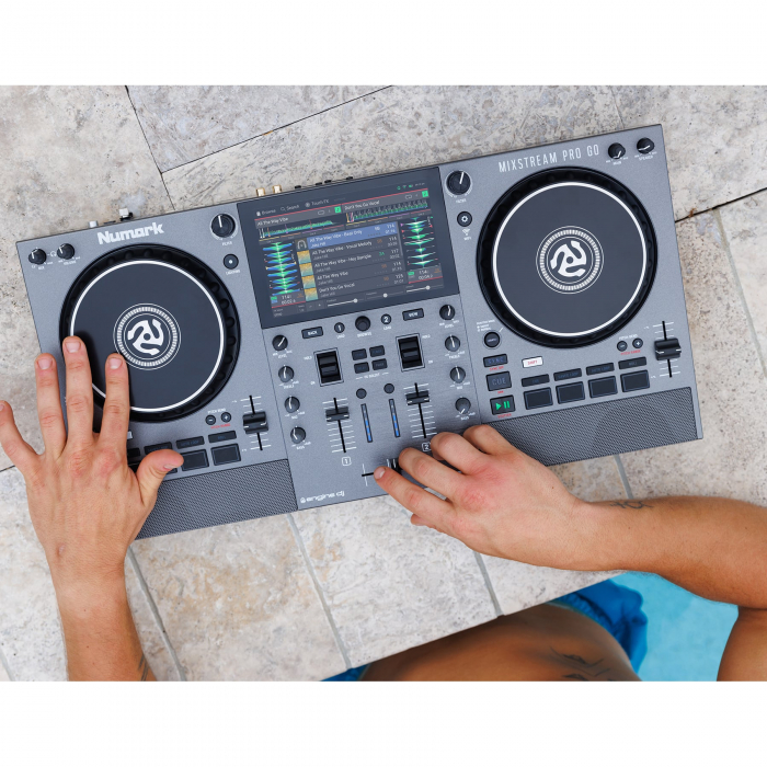 Numark Mixstream Pro GO [5]