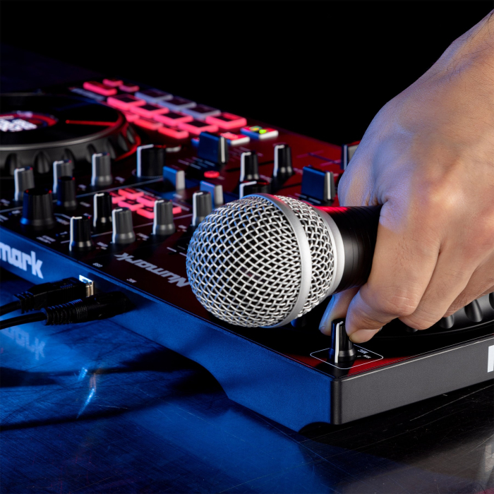 Numark Mixtrack Platinum FX [7]