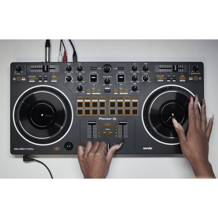Pioneer DJ DDJ REV1 [8]