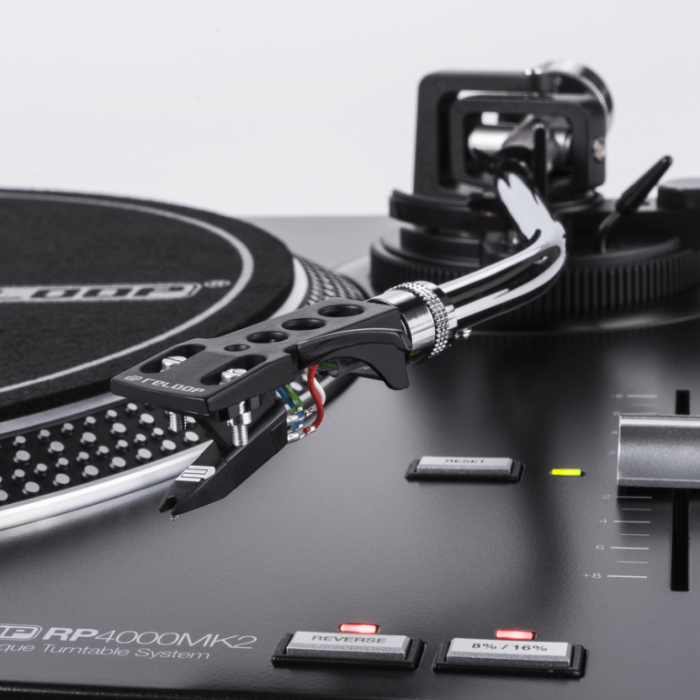 Reloop RP 4000 Mk2 [7]