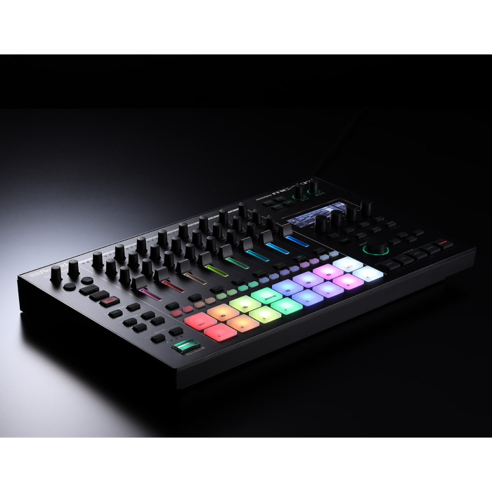Roland MC-707 [6]