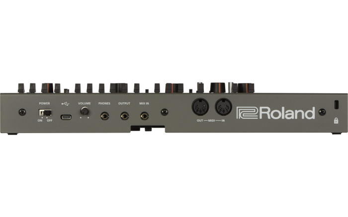 Roland SH 01A [8]