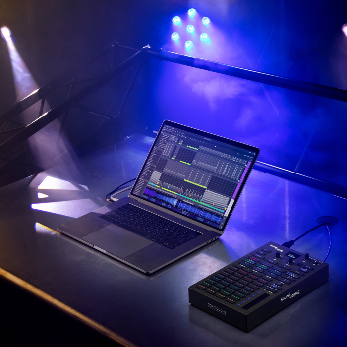 SoundSwitch Control One [6]