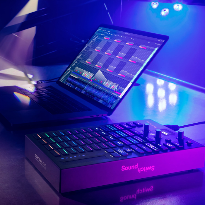 SoundSwitch Control One [9]