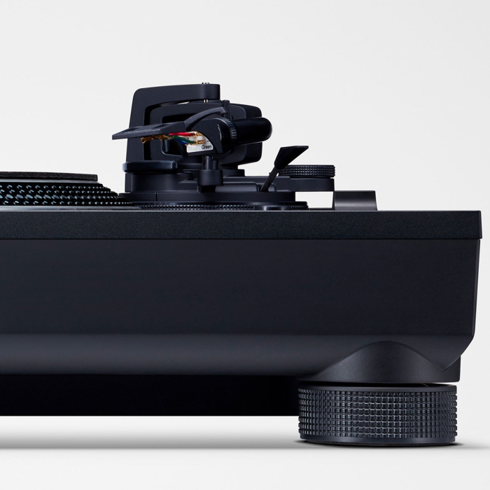 Technics SL-1210 MK7 Black [9]