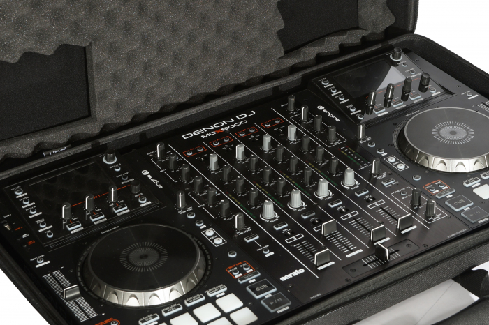 UDG Creator DDJ-FLX10 / Reloop Mixon 8 Pro / DDJ-1000 / XDJ-RX3 Hardcase [13]