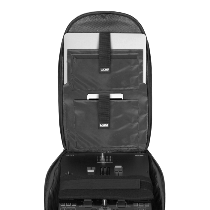 UDG Creator Wheeled Laptop Backpack Black 21inch V3 [7]