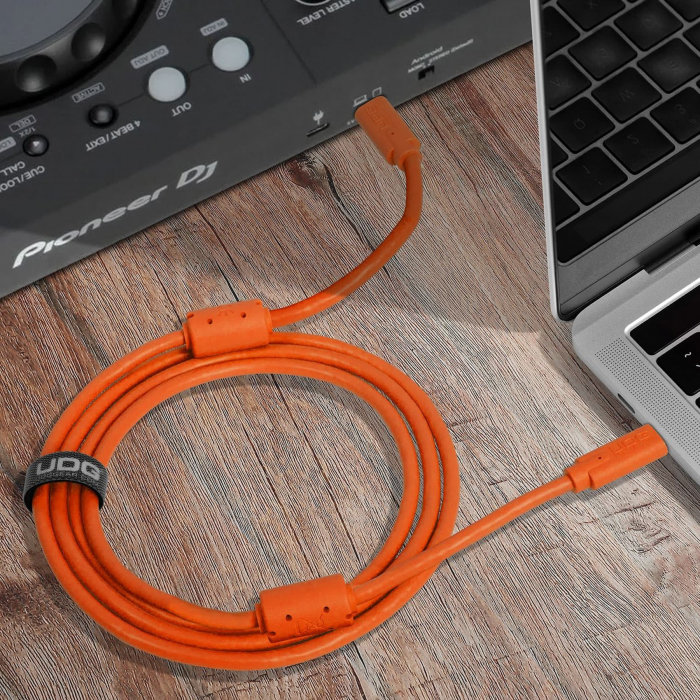 UDG Ultimate Audio Cable USB 3.2 C-C Orange Straight 1,5m [5]