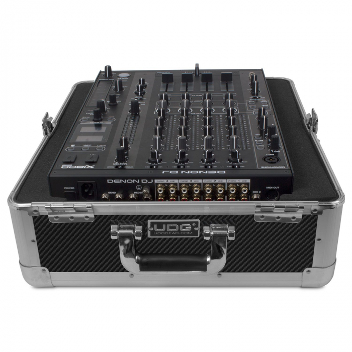UDG Ultimate Pick Foam Carbon Flight Case Multi Format M [3]
