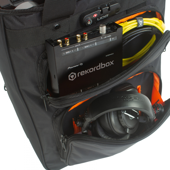 UDG Ultimate Producer Backpack Trolley Black/ Orange [14]