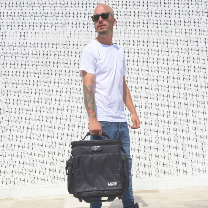 UDG Ultimate SlingBag Trolley Set DeLuxe Black [6]