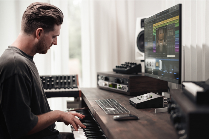 Universal Audio Apollo x6 Gen 2 Studio+ Edition [12]