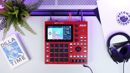 Akai MPC ONE+ la 3.299,00 RON | DjSuperStore