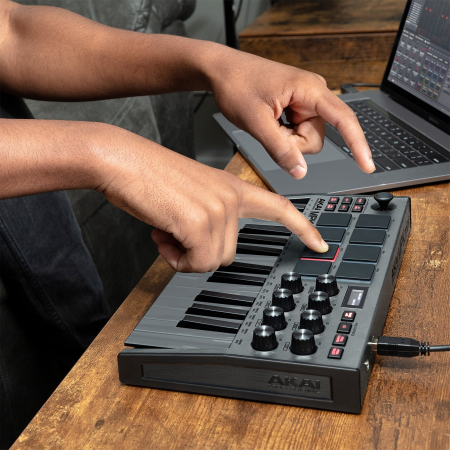 Akai MPK Mini Mk3 Grey [3]