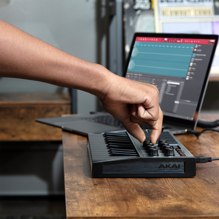 Akai MPK Mini Mk3 Grey [12]
