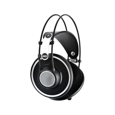 AKG K702 [2]