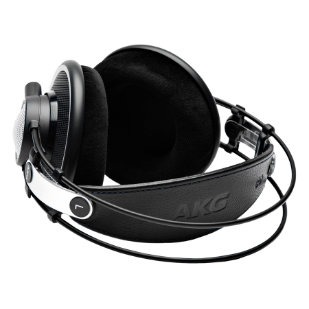 AKG K702 [5]