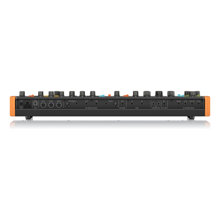 Behringer Poly D [4]