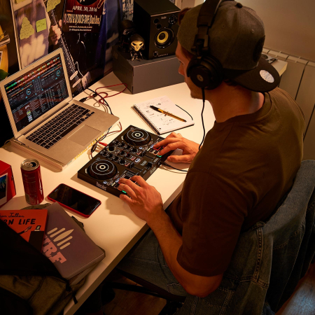 Hercules DJ Control Inpulse 200 [7]