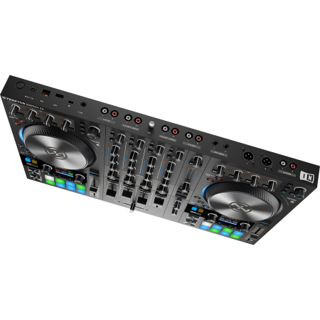 Native Instruments Traktor Kontrol S4 Mk3 [12]