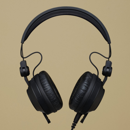 Pioneer DJ HDJ CX [4]