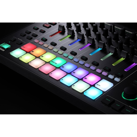 Roland MC-707 [8]