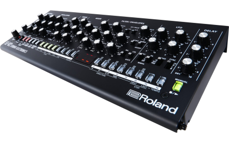 Roland SE 02 [3]