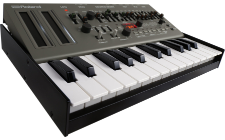 Roland SH 01A [11]