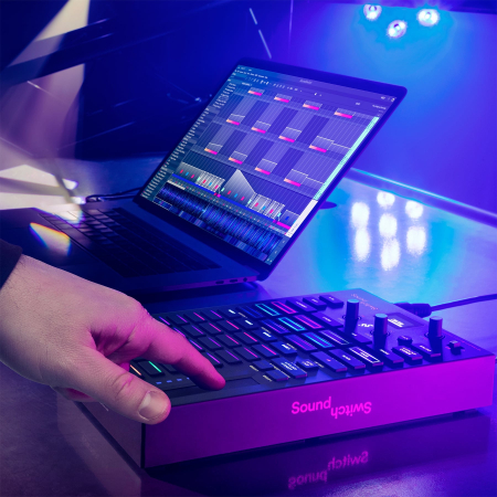 SoundSwitch Control One [7]