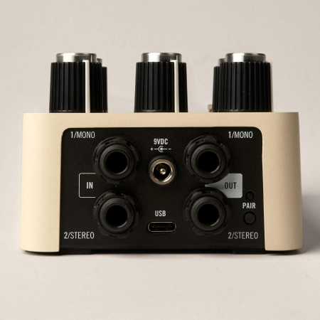 Universal Audio UAFX Astra Modulation Pedal [1]