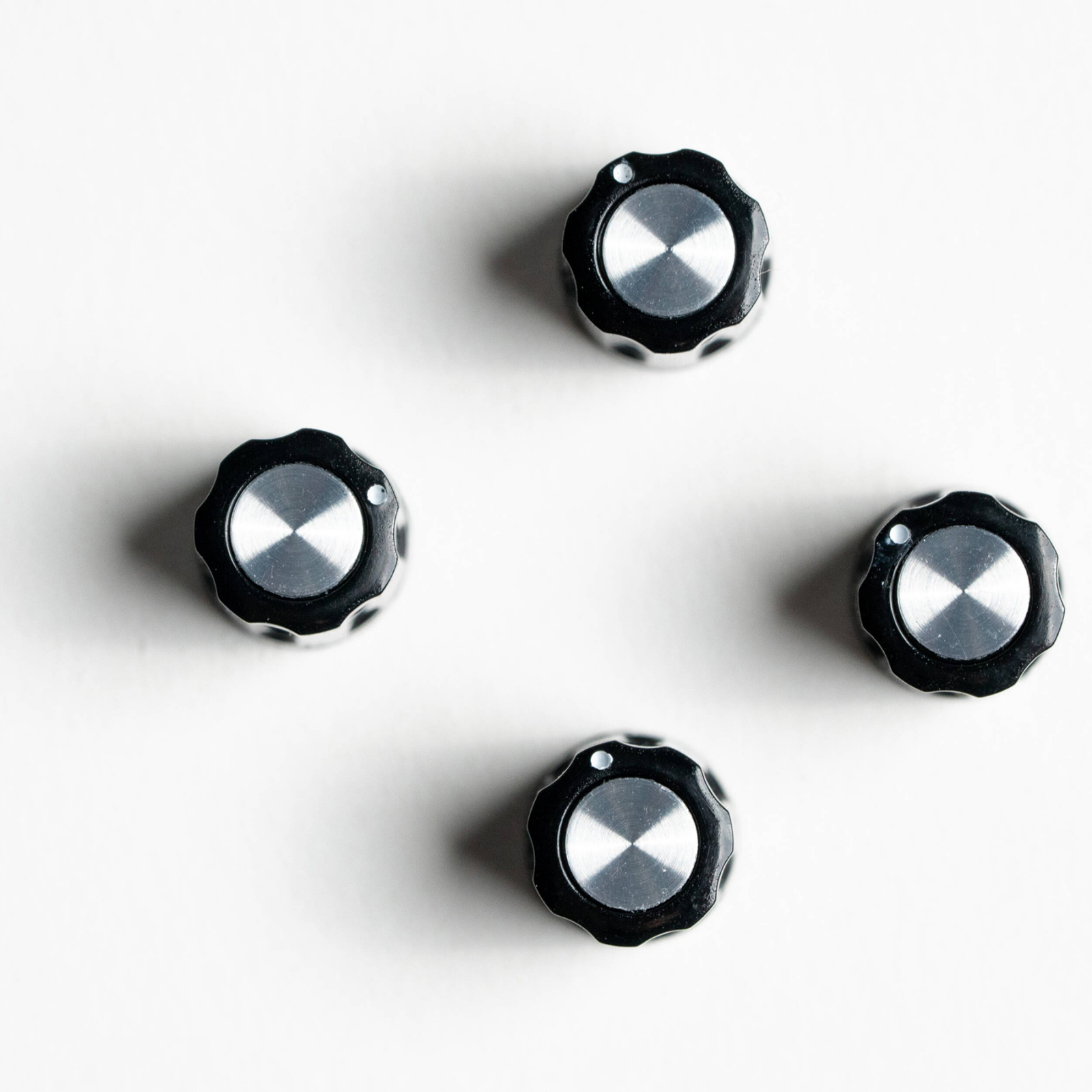 Moog Knob Kit for Knurled Pots la 209,00 RON | DjSuperStore